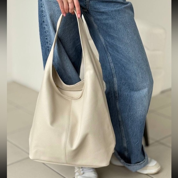 Made In Italy Boho Leather Tote Bag - Picture 3 of 9